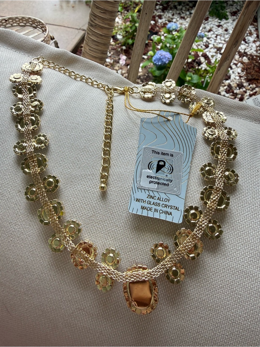 Eye candy Gold Multicolor Crystal Necklace with Pink, Blue & Green Stones - Picture 3 of 7